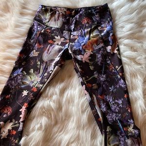Calia Cropped Leggings